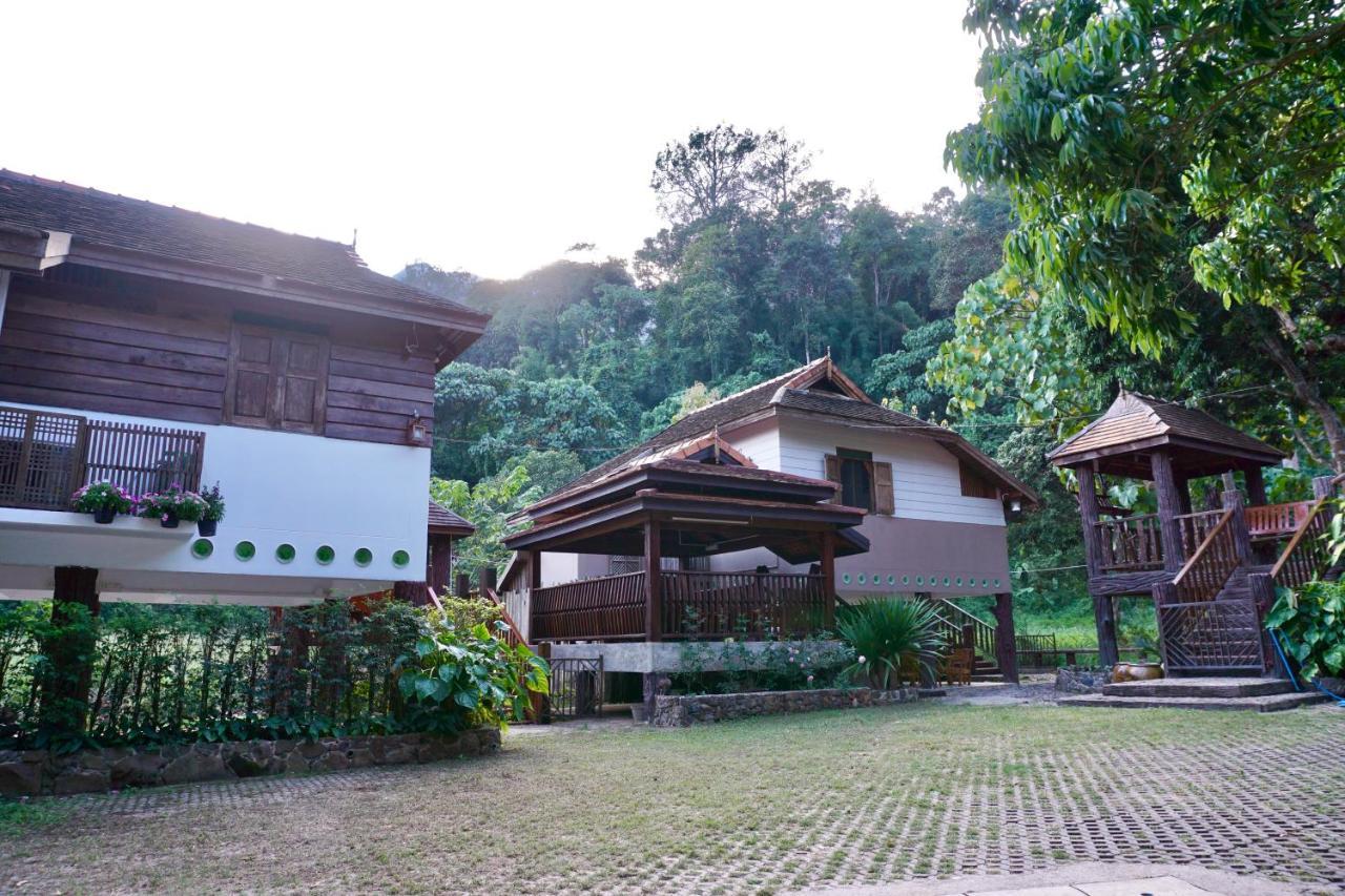 Lanna House บ้านลานนา เชียงดาว Buitenkant foto